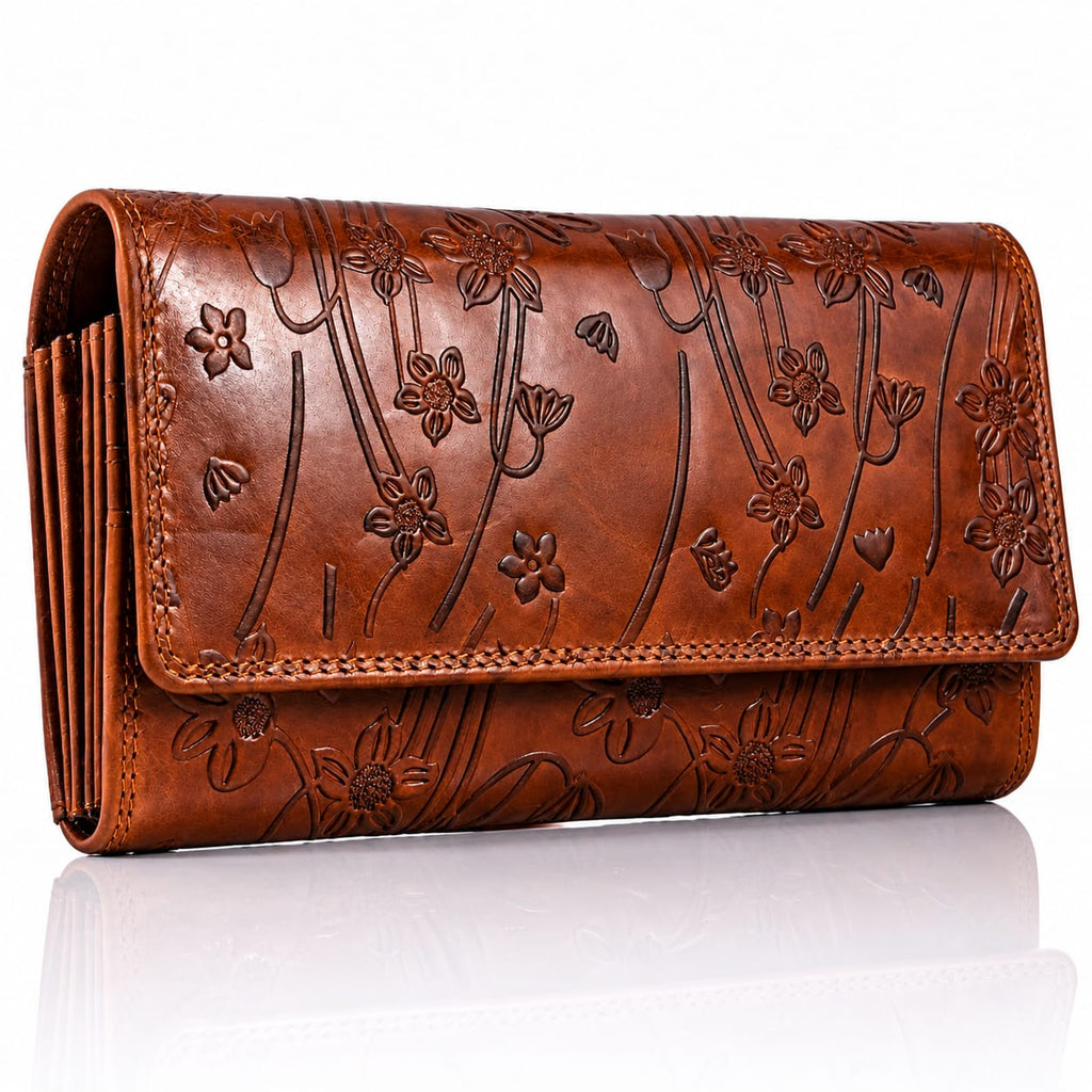 Tierra long format wallet flap